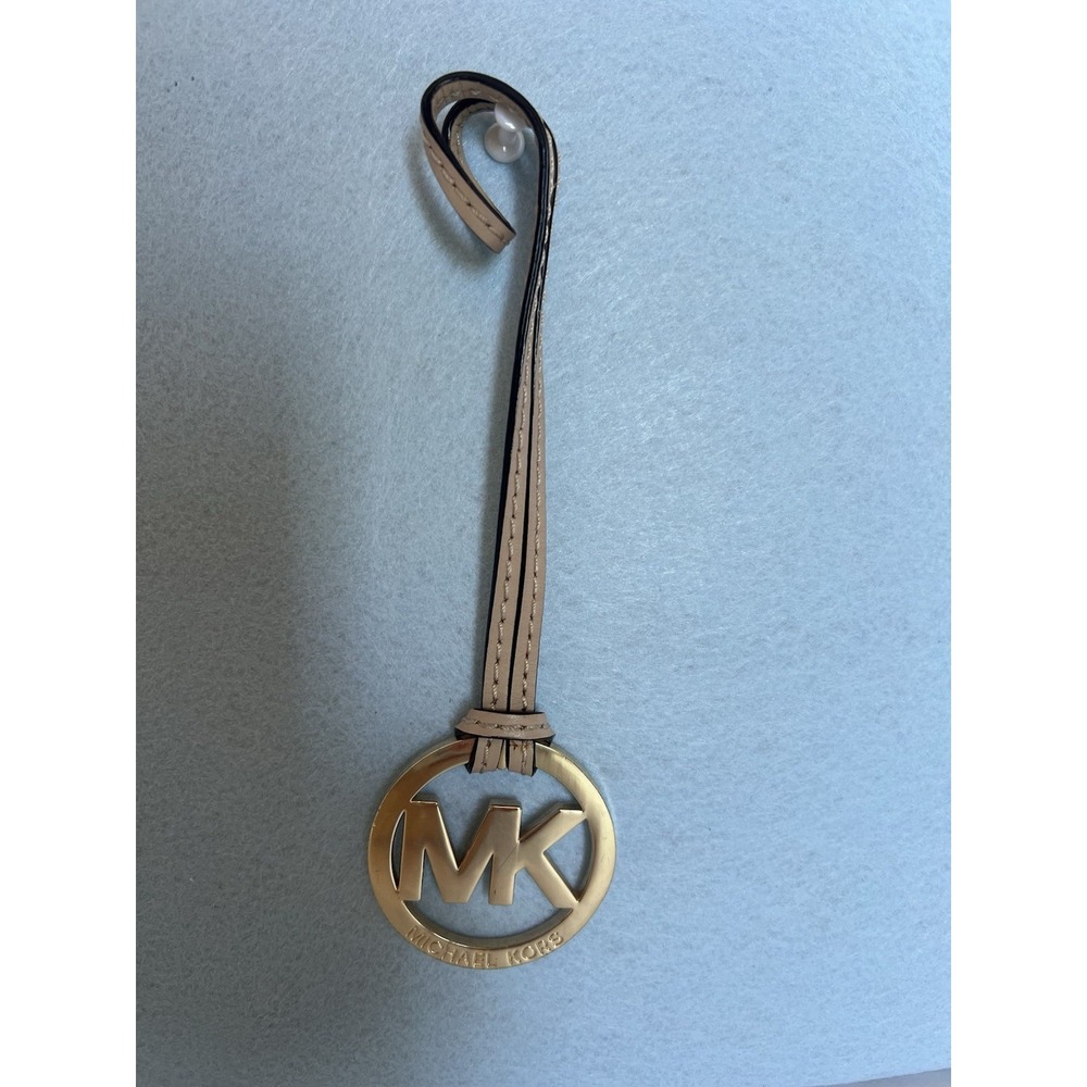 MICHAEL‎ KORS Medallion Hang Charm Key Chain Gold Logo Purse Coat FOB Clip